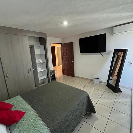 2 Venator House Boutique Apartment Leon Ngoại thất bức ảnh